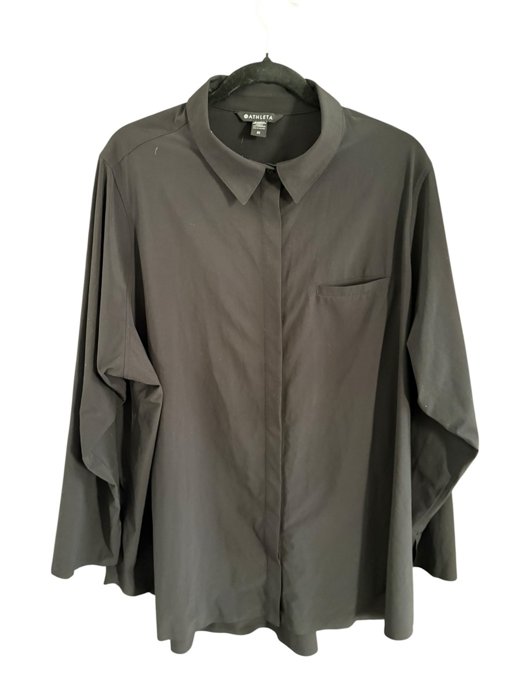 Athleta Urbanite Long Sleeve Button Down Shirt. Black. Sz. 2XL.